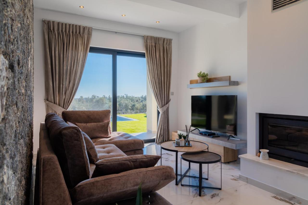 Villa Olivum By Posarellivillas Halikounas